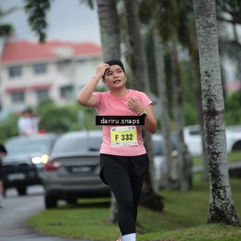 Runner Photo 8571209