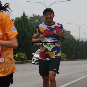 Runner Photo 8571335