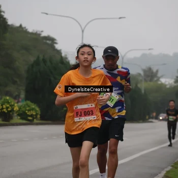 Runner Photo 8571336
