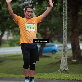Runner Photo 8571363
