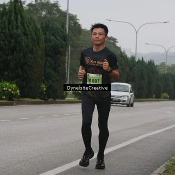 Runner Photo 8571409