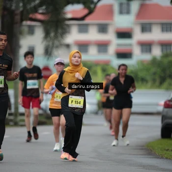 Runner Photo 8571416
