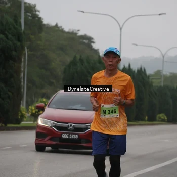 Runner Photo 8571420