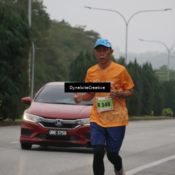Runner Photo 8571432