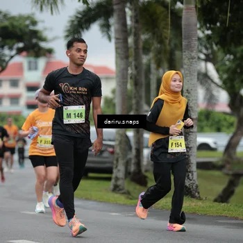 Runner Photo 8571475