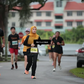 Runner Photo 8571499