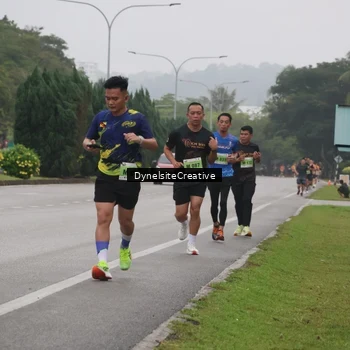 Runner Photo 8571518