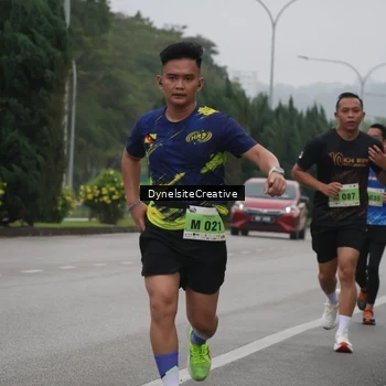 Runner Photo 8571526