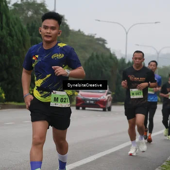 Runner Photo 8571578