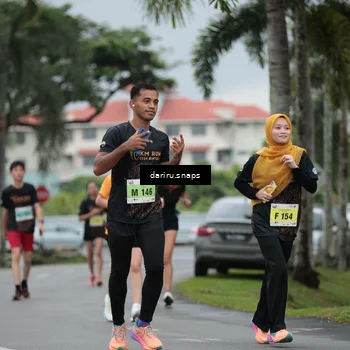 Runner Photo 8571604
