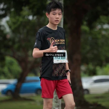 Runner Photo 8571691