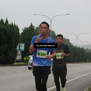 Runner Photo 8571694
