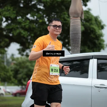 Runner Photo 8571765