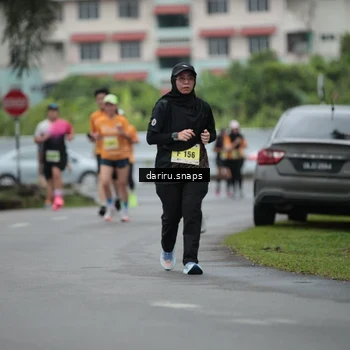Runner Photo 8571830