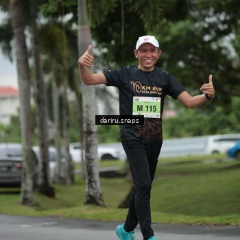 Runner Photo 8571835