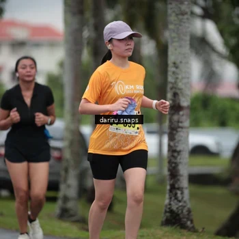 Runner Photo 8571859