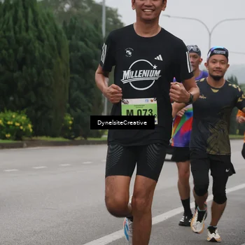 Runner Photo 8571889