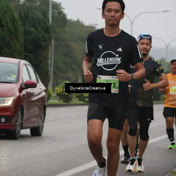 Runner Photo 8571904