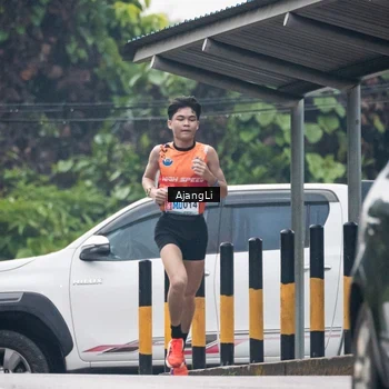 Runner Photo 8571960