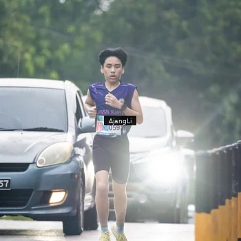 Runner Photo 8572001