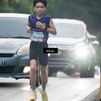 Runner Photo 8572005