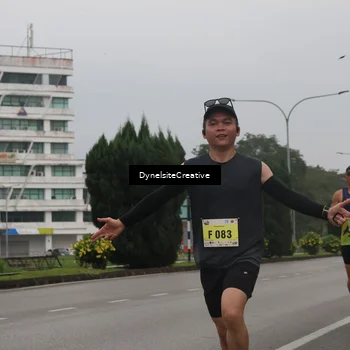 Runner Photo 8572031