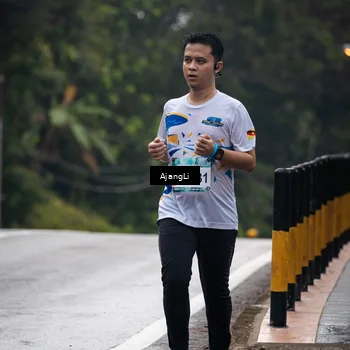 Runner Photo 8572042