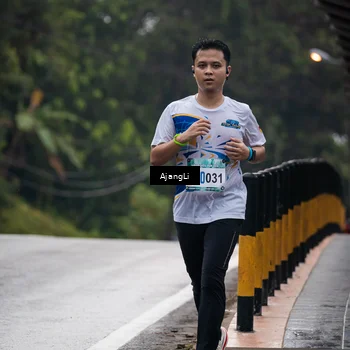 Runner Photo 8572043