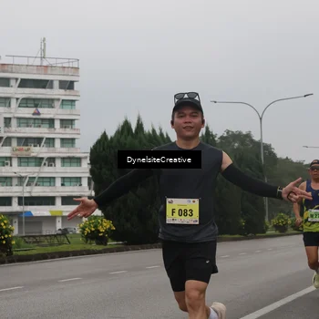 Runner Photo 8572044