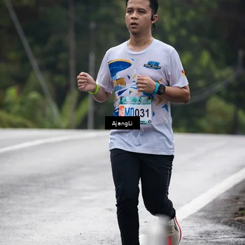 Runner Photo 8572049