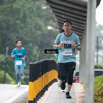 Runner Photo 8572063