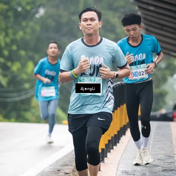 Runner Photo 8572078