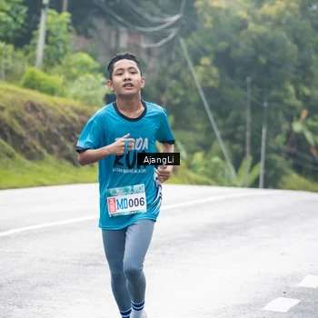 Runner Photo 8572081