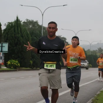 Runner Photo 8572117
