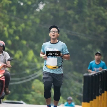 Runner Photo 8572121