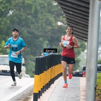 Runner Photo 8572131