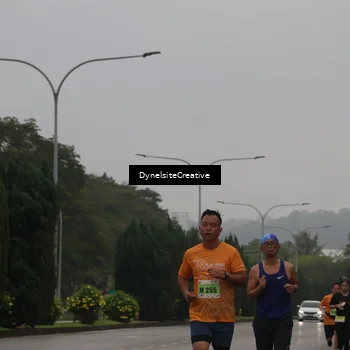 Runner Photo 8572139