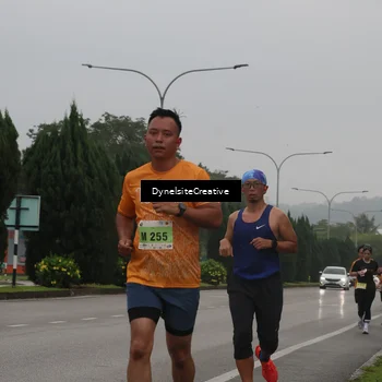 Runner Photo 8572148