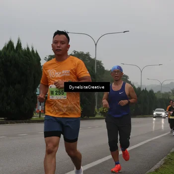 Runner Photo 8572177