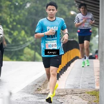 Runner Photo 8572181