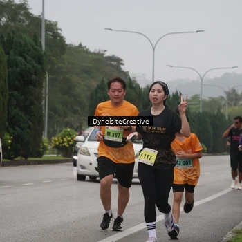 Runner Photo 8572191