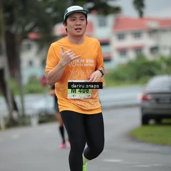 Runner Photo 8572215