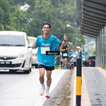 Runner Photo 8572222