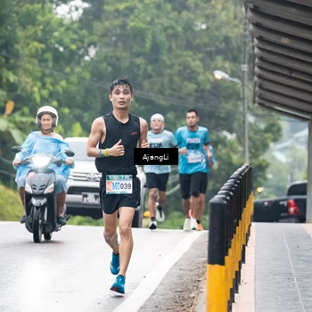 Runner Photo 8572225