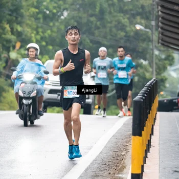 Runner Photo 8572226