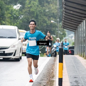 Runner Photo 8572235