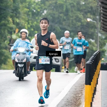 Runner Photo 8572239