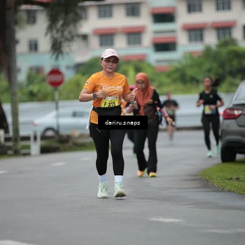 Runner Photo 8572243