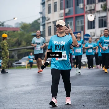 Runner Photo 8572251