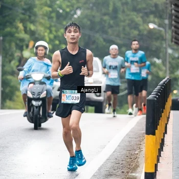 Runner Photo 8572252